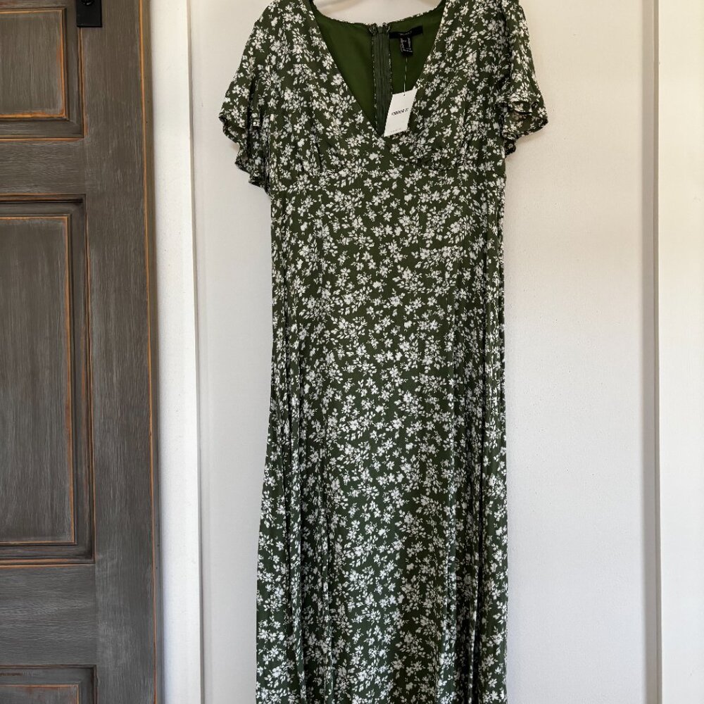 NWT FOREVER 21 WOMENS SAGE GREEN FLORAL PATTERN LONG SUNDRESS SIZE XLARGE